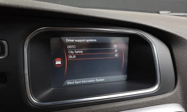 V40