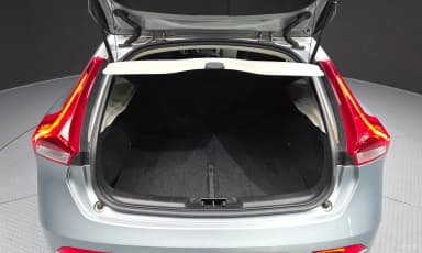 V40