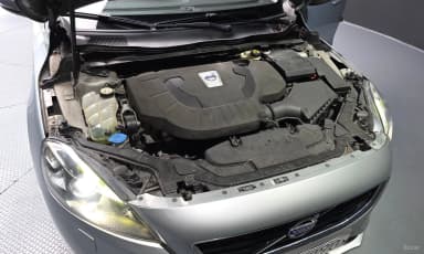 V40