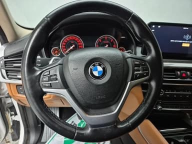 X6 (F16)