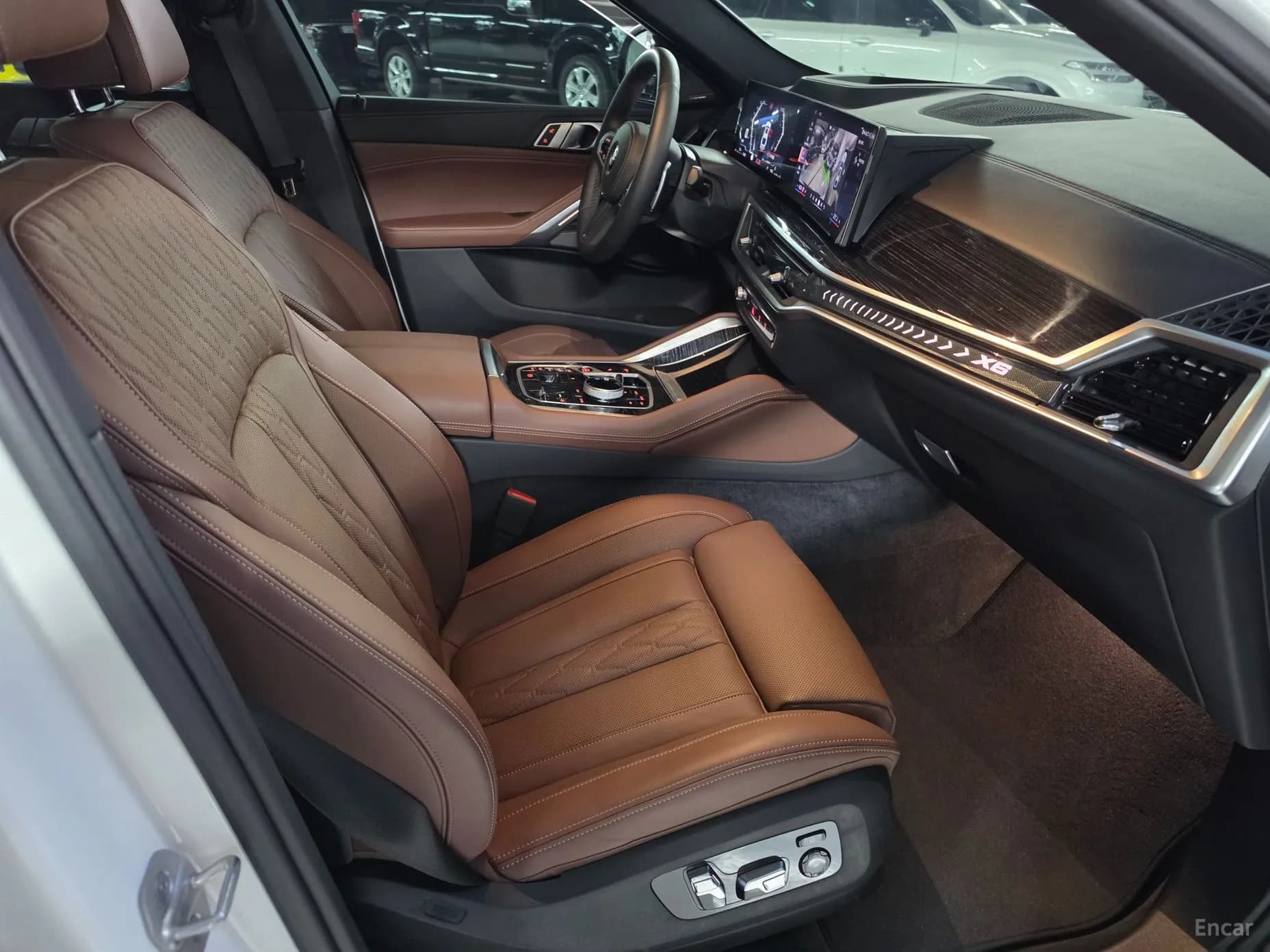 X6 (G06)
