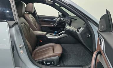i4