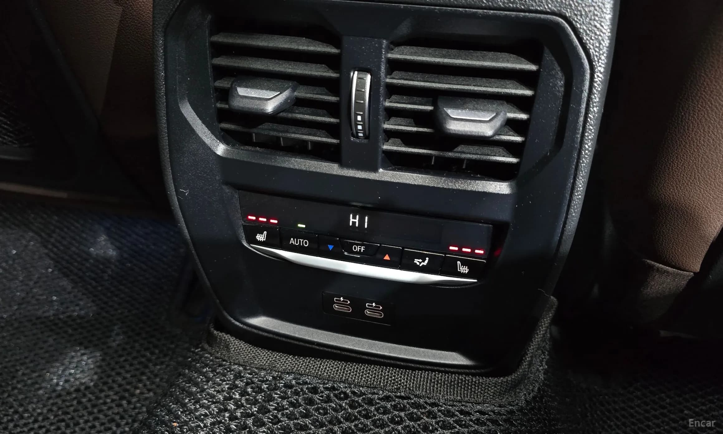 i4
