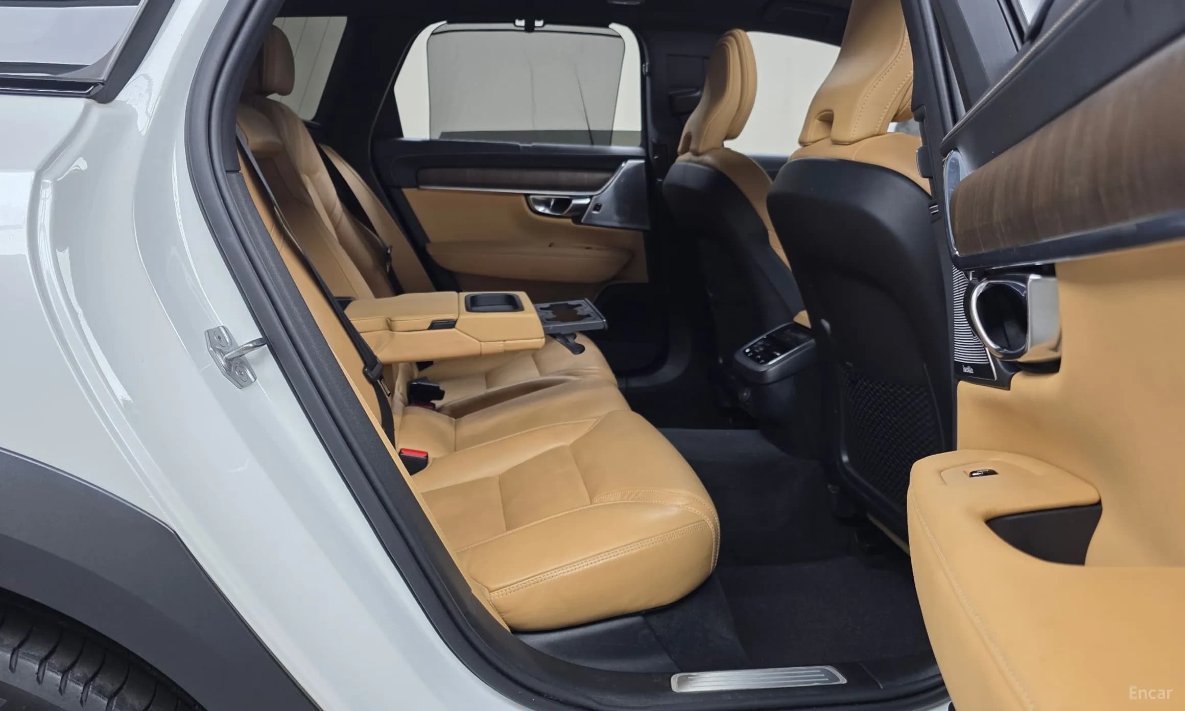V90 Cross Country