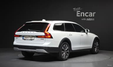 V90 Cross Country