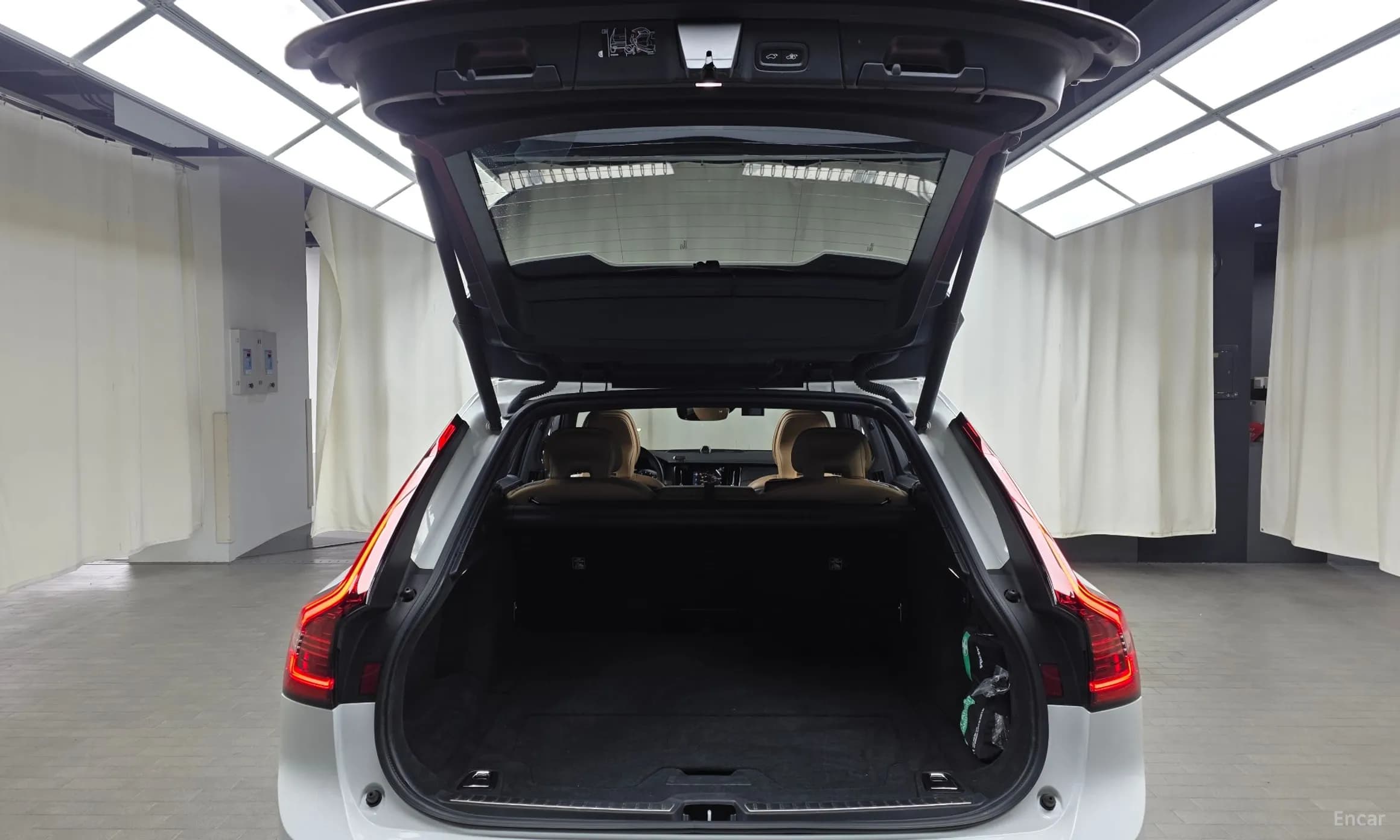 V90 Cross Country