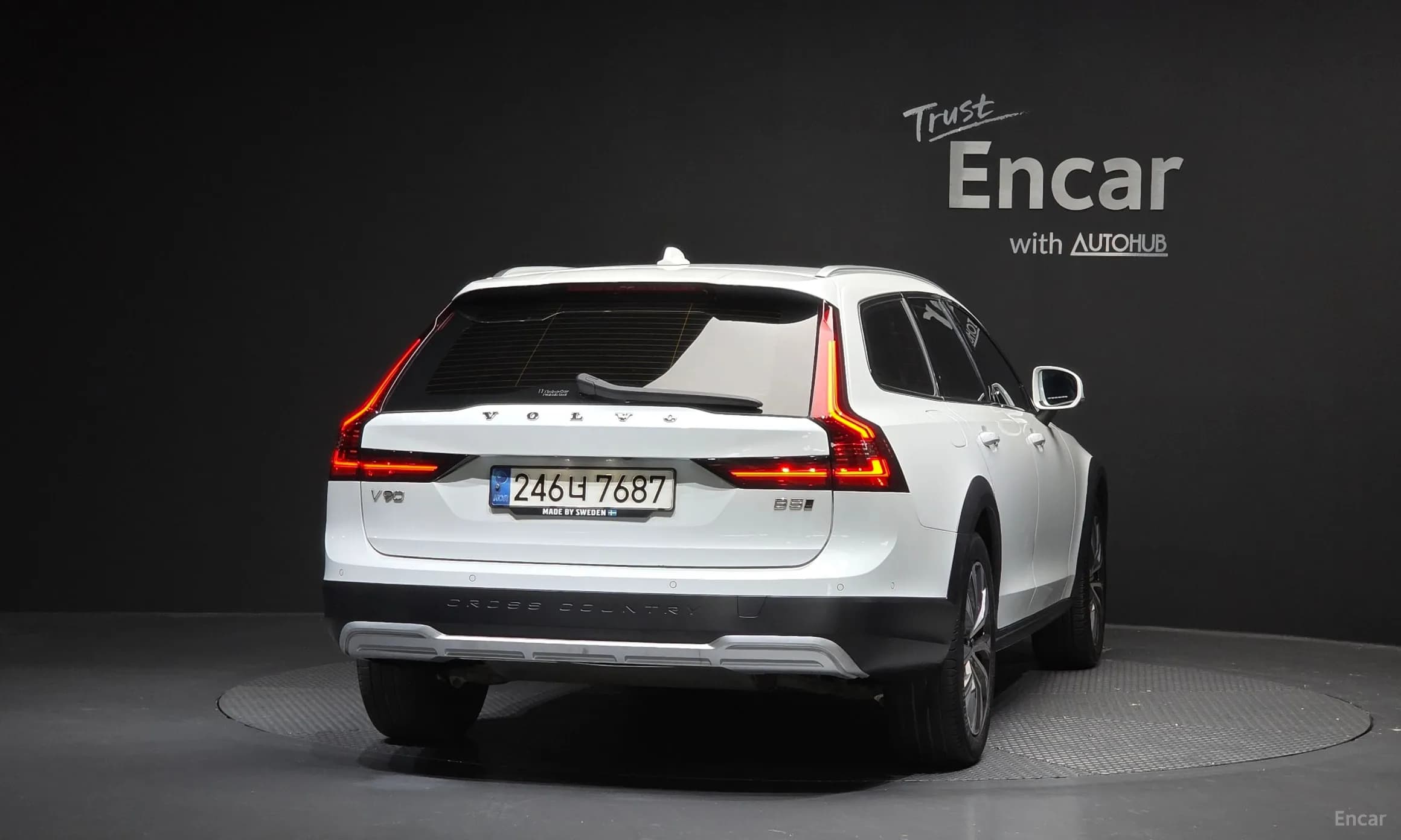 V90 Cross Country