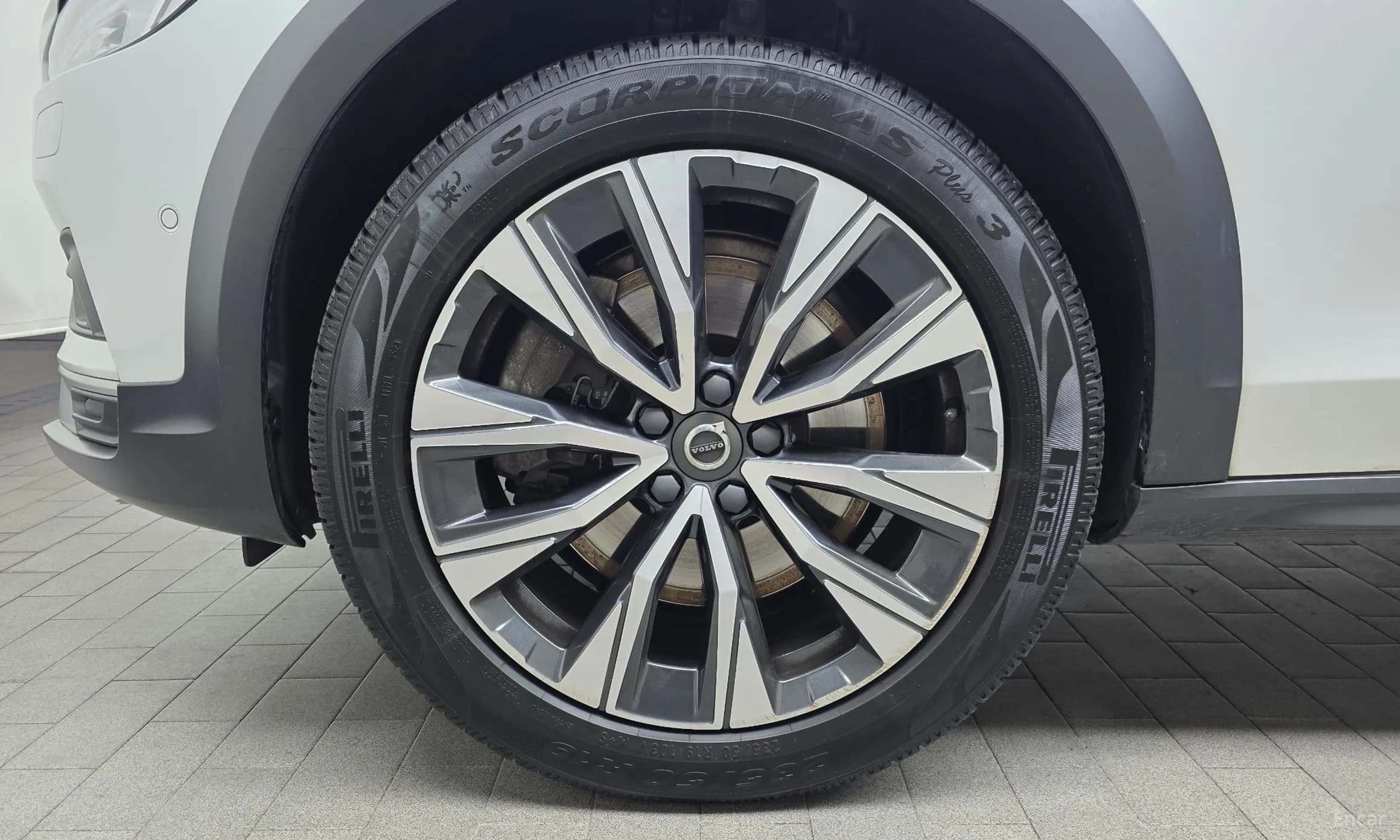 V90 Cross Country