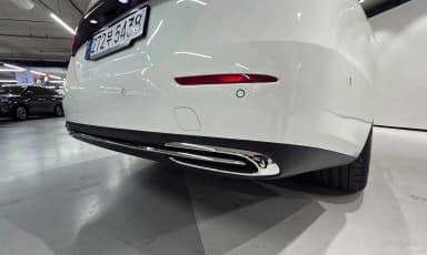 E-Class W214