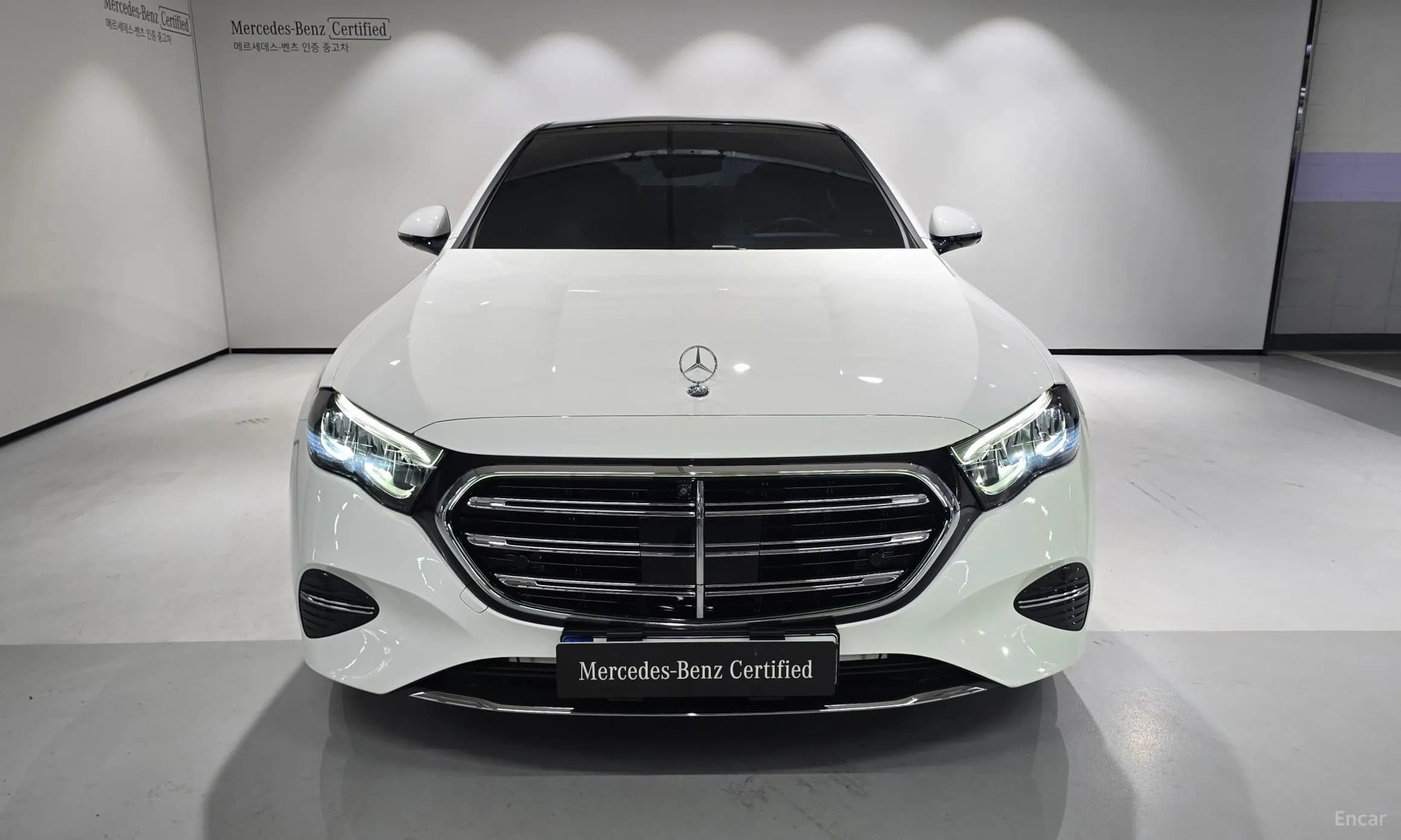 E-Class W214