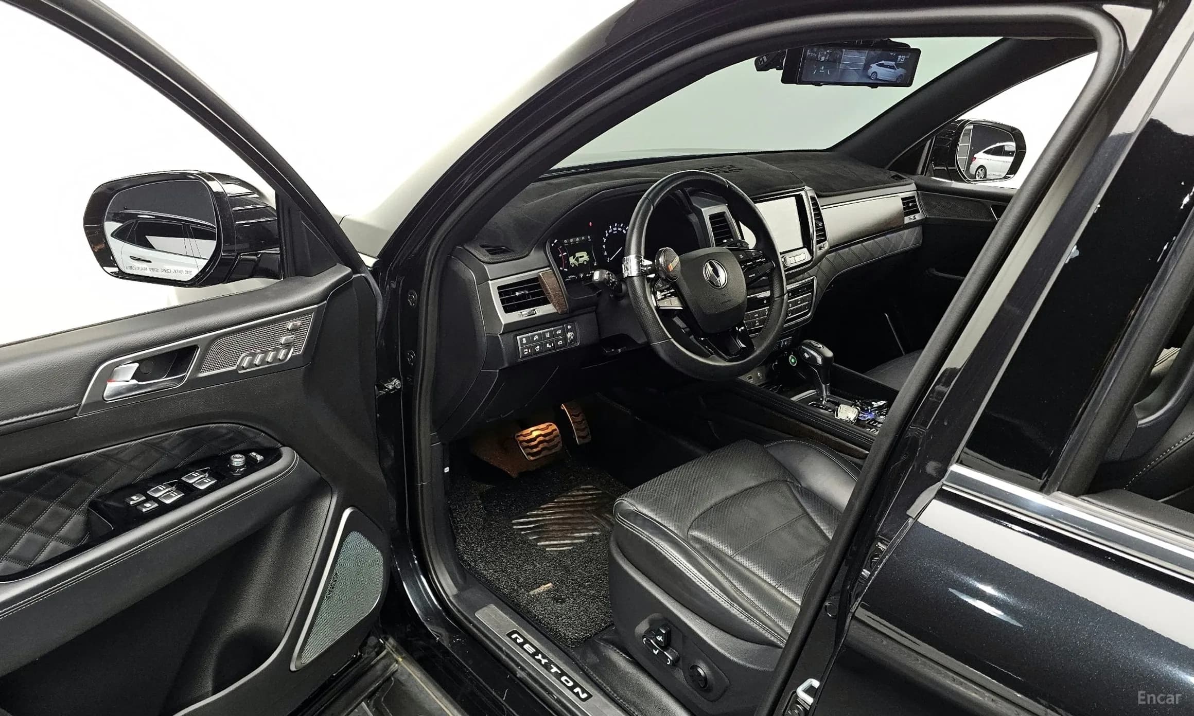 G4 Rexton