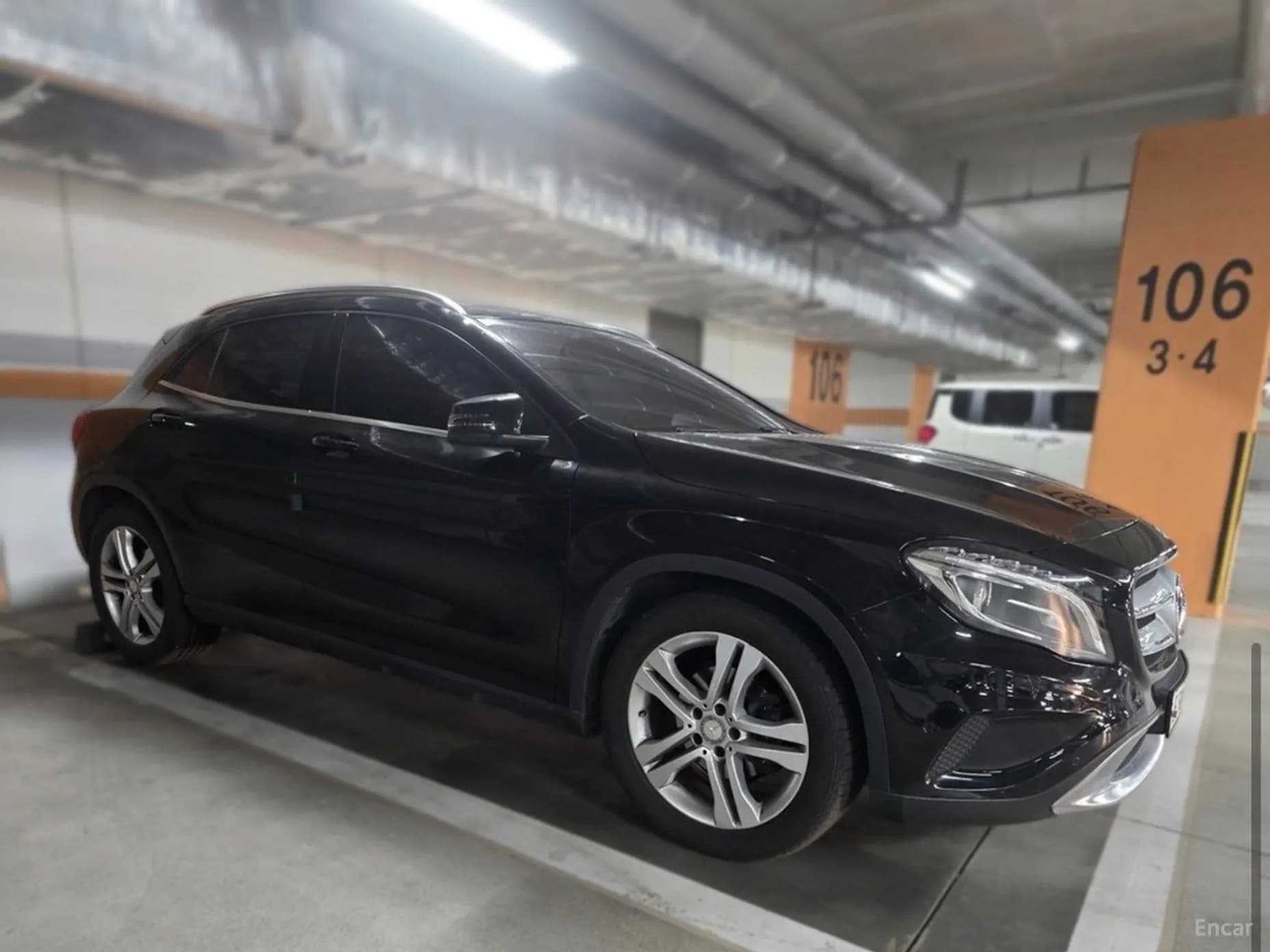 GLA-Class X156