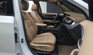 XT6