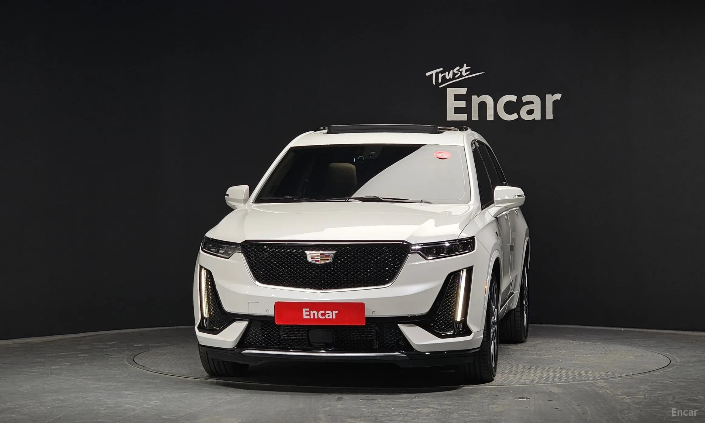 XT6