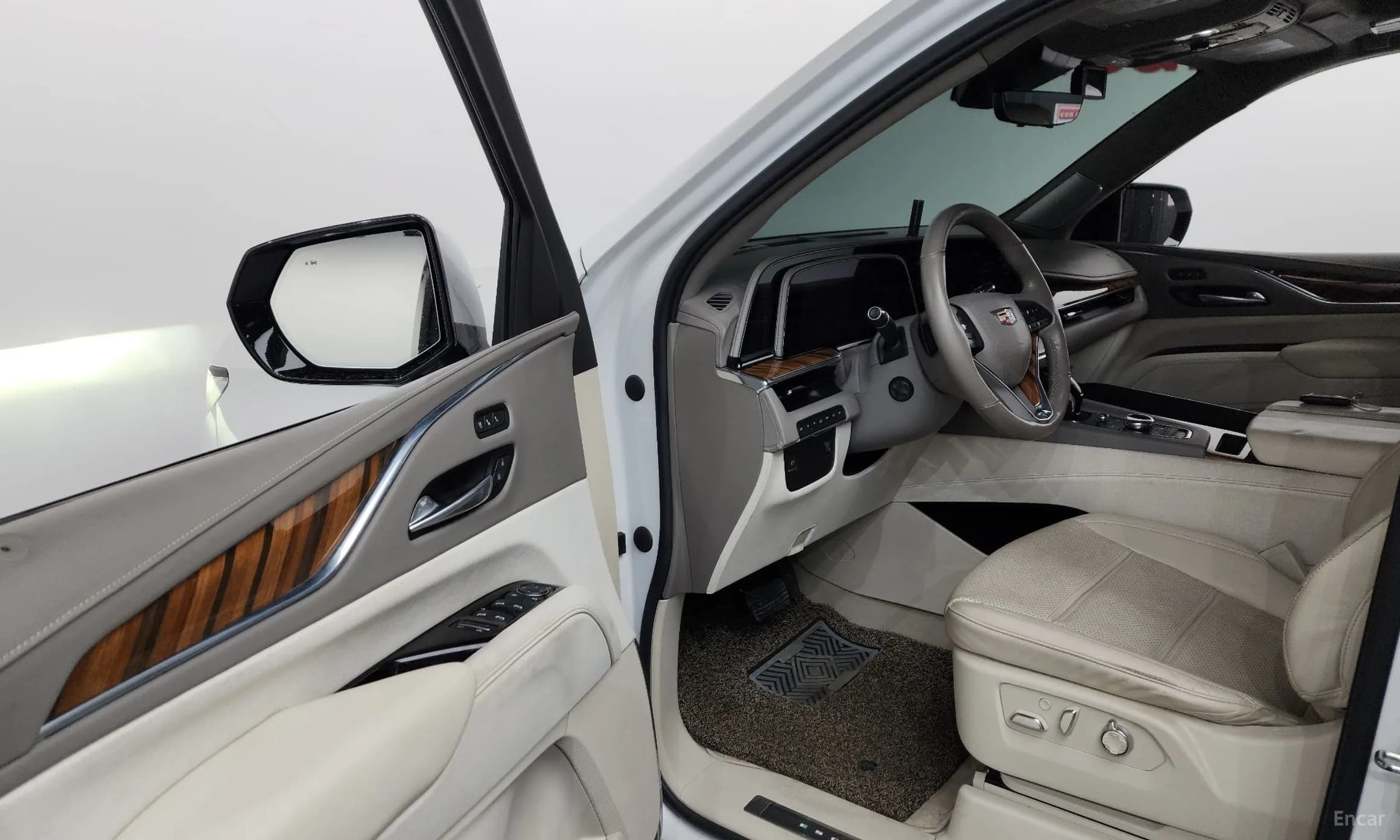 Escalade 5th Generation