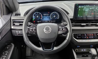 Rexton Sports Khan