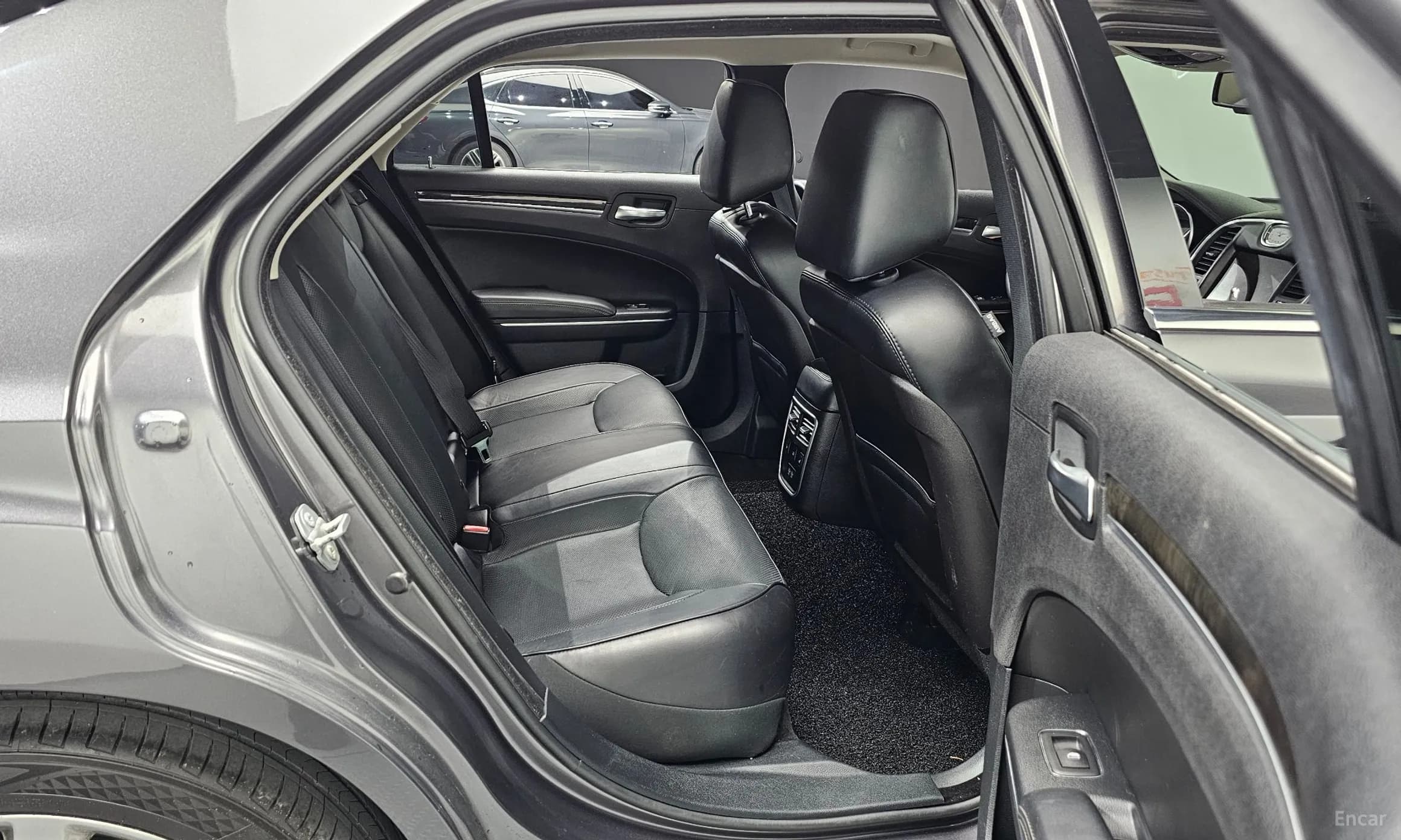 The New 300C