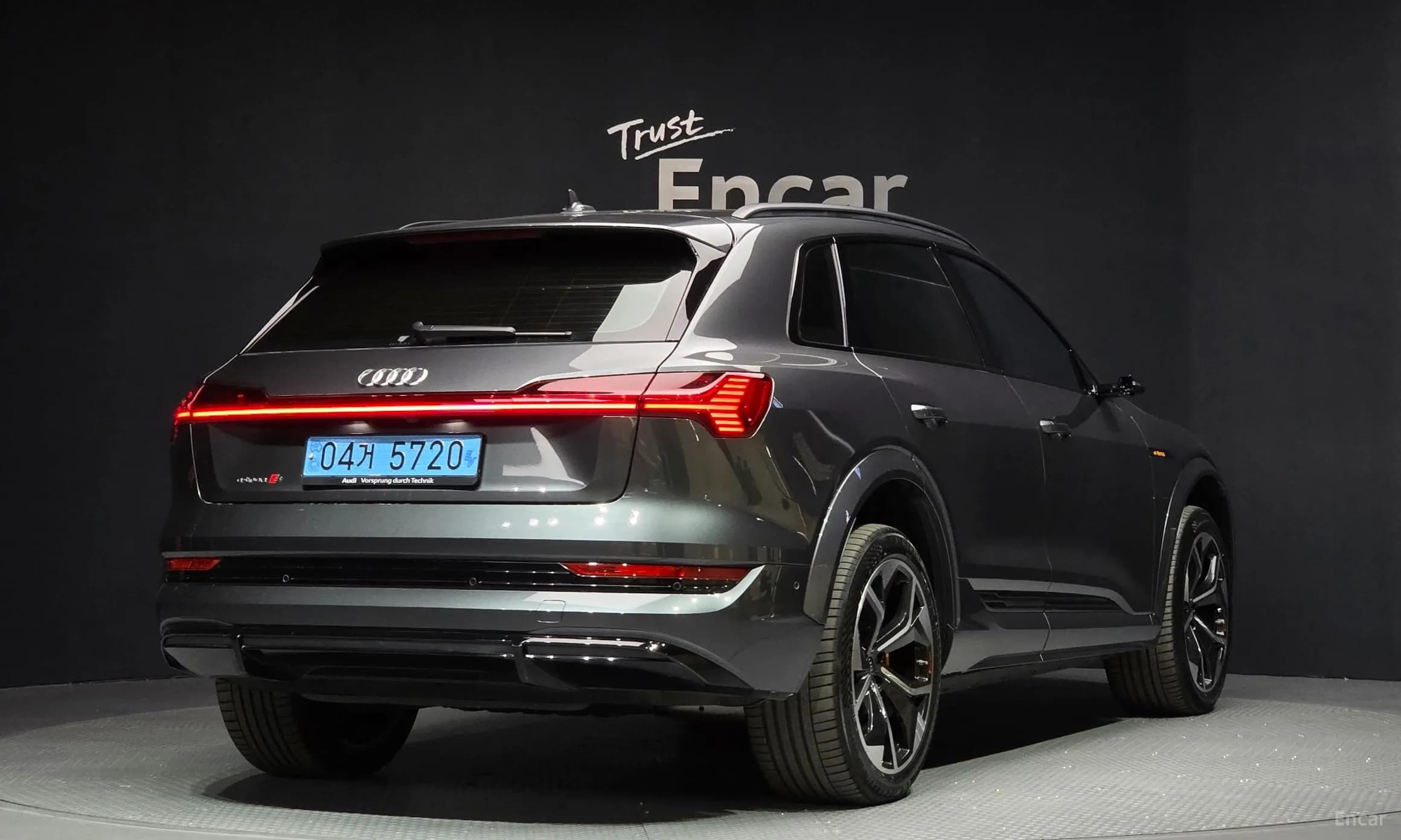 e-tron