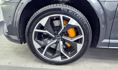 e-tron