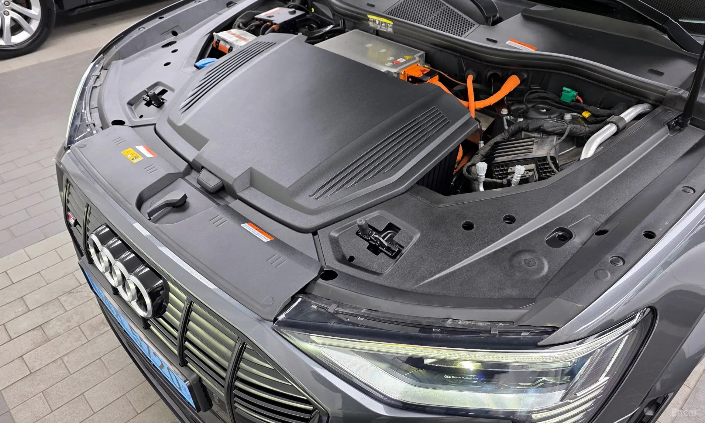 e-tron