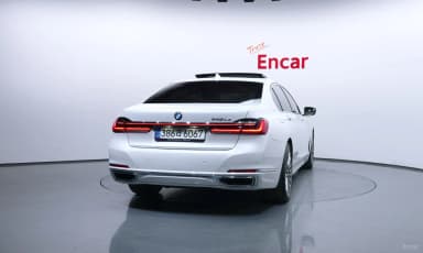 7 Series (G11)