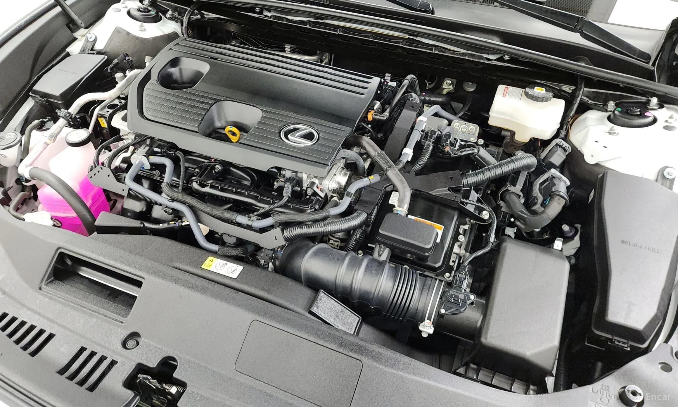 ES300h 7th Generation