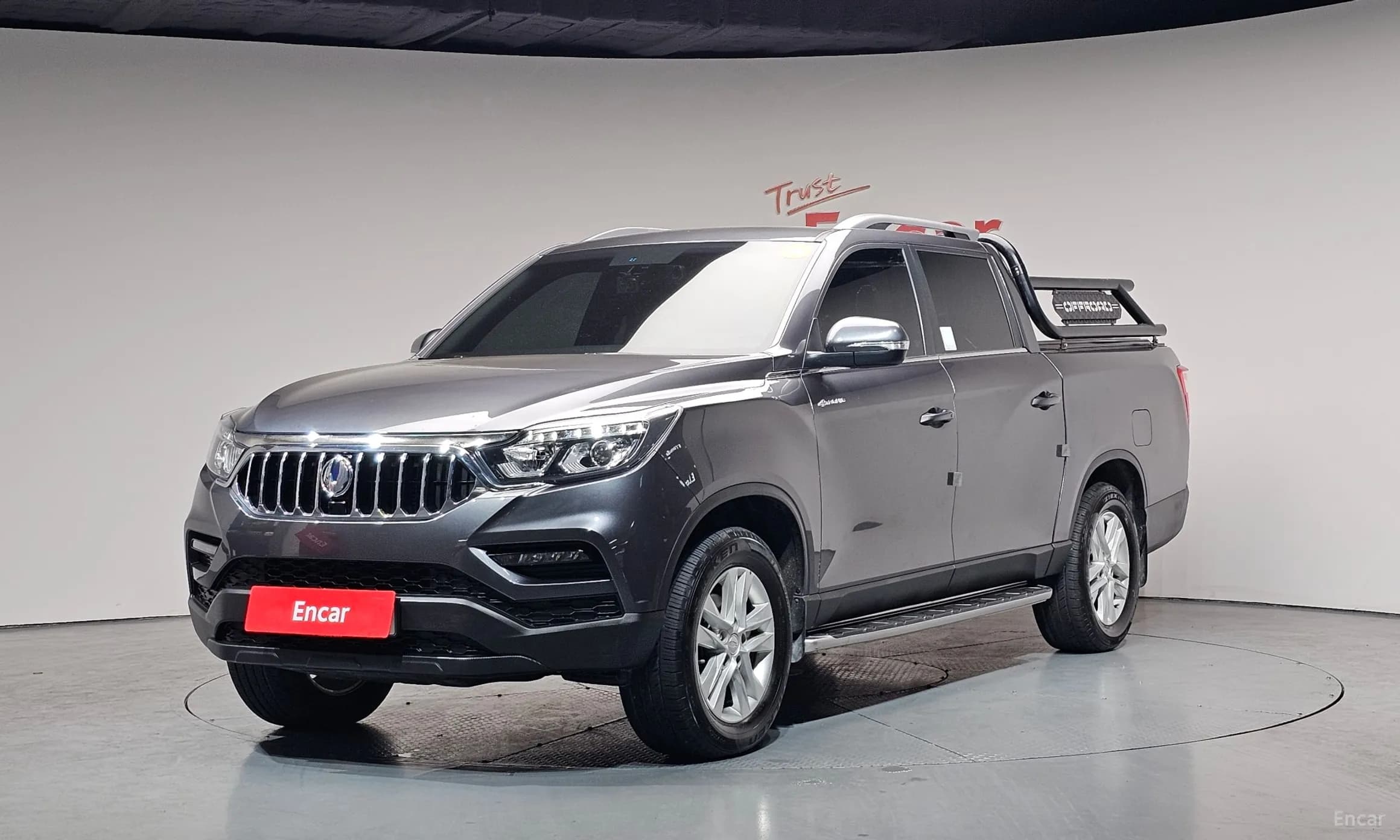 Rexton Sports Khan