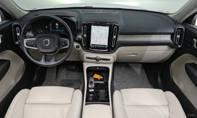 XC40