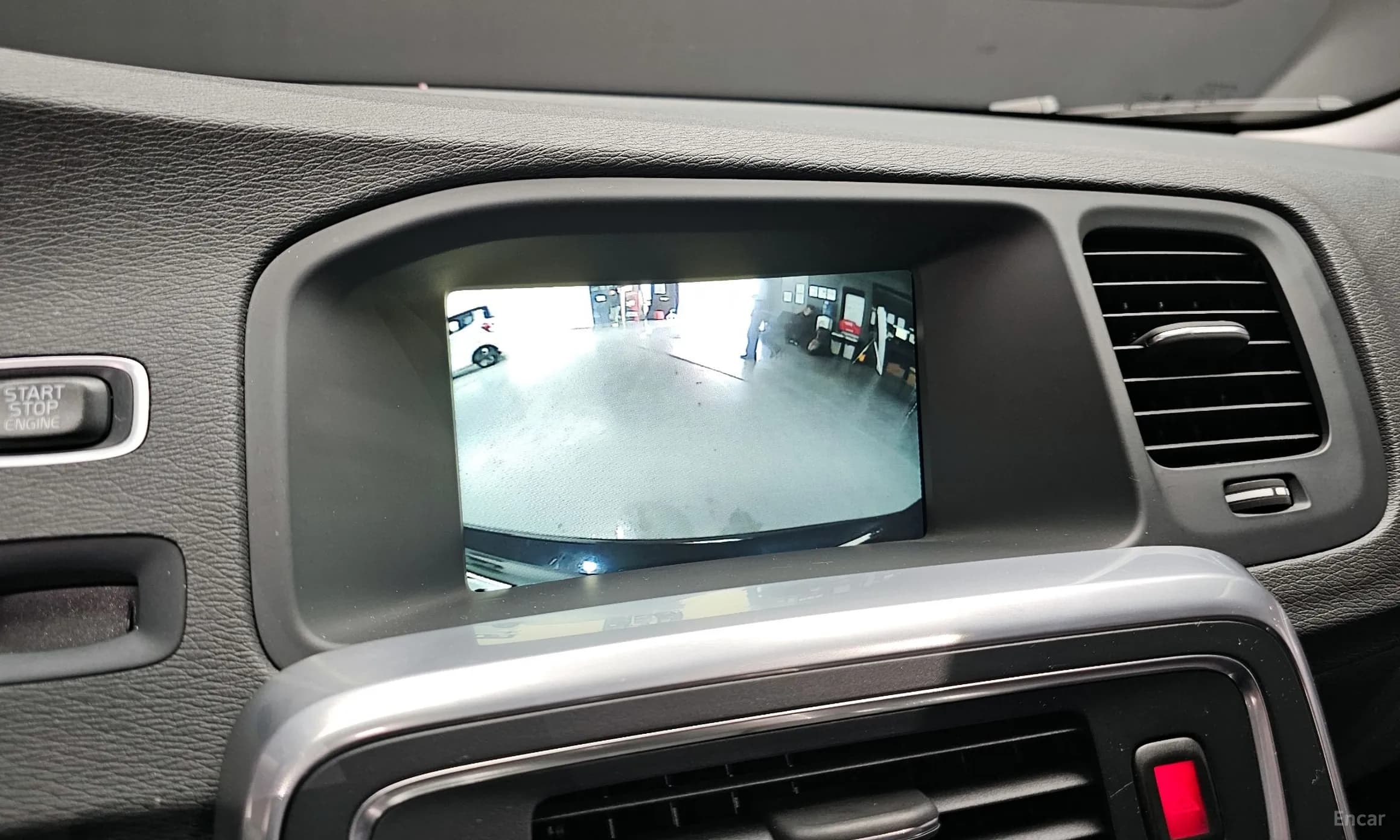 V60