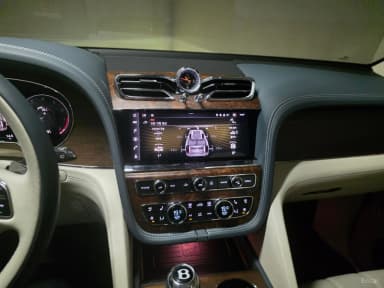 Bentayga