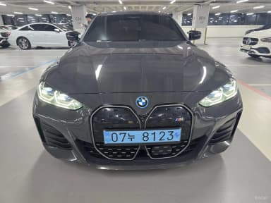 i4