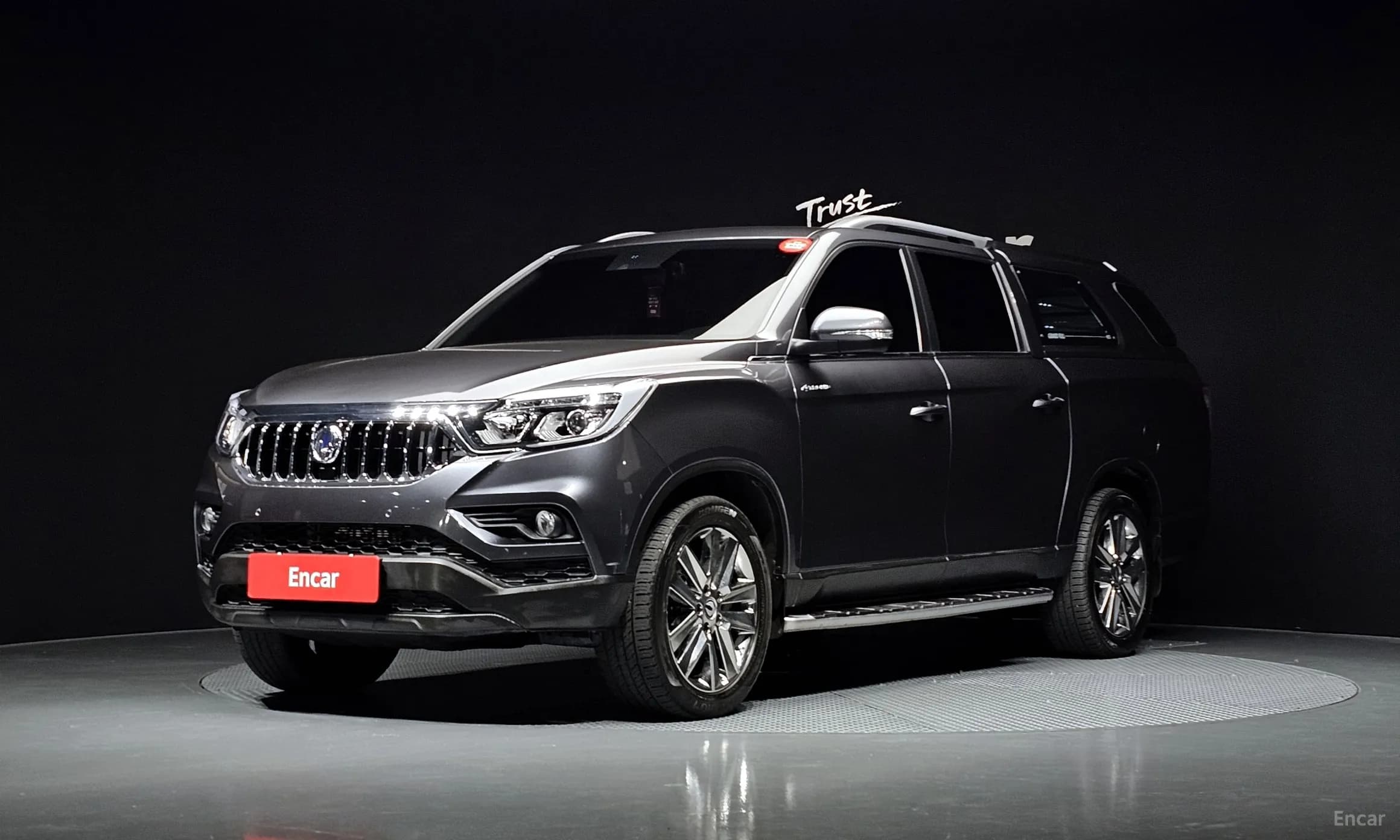 Rexton Sports Khan