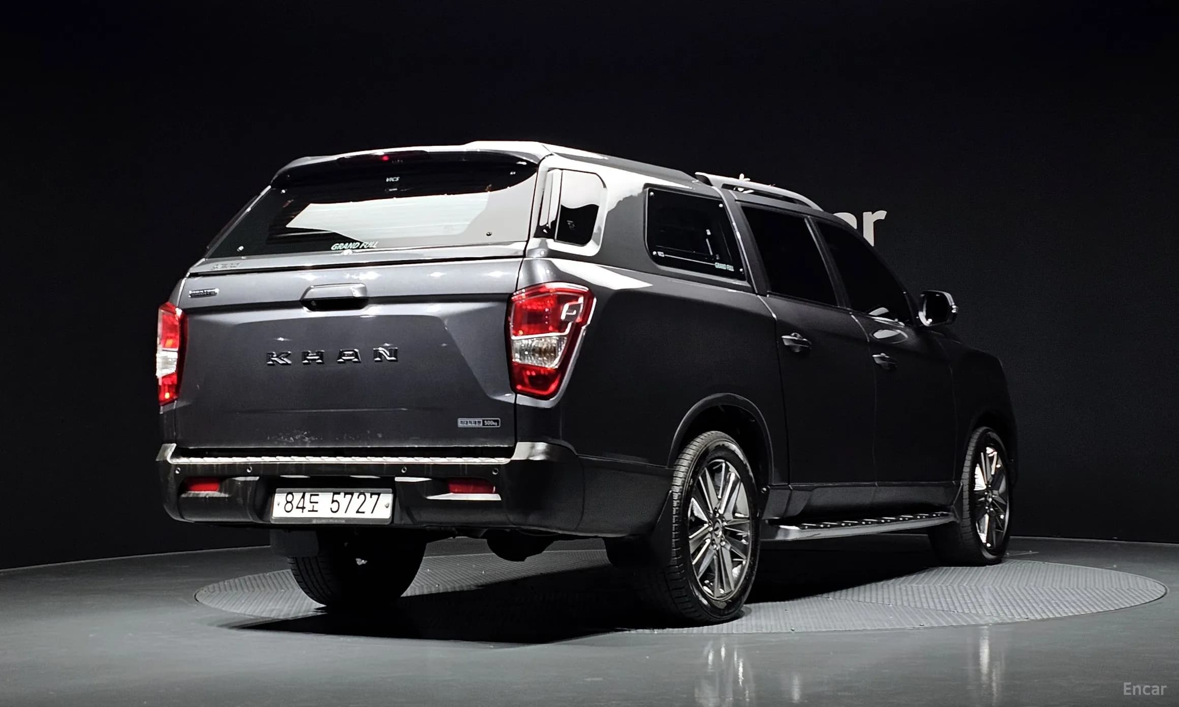 Rexton Sports Khan