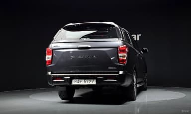 Rexton Sports Khan