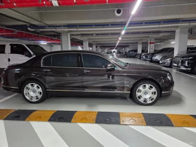 Flying Spur Gen 1