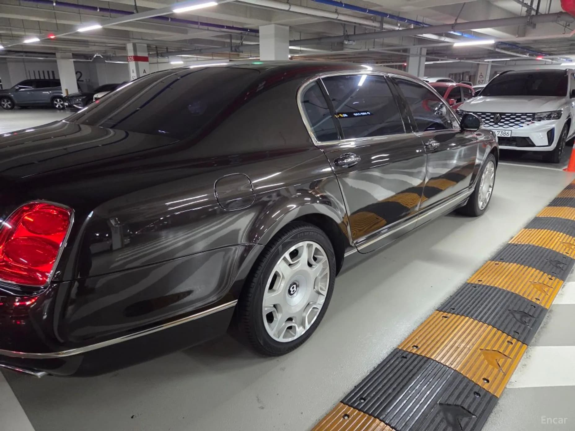 Flying Spur Gen 1