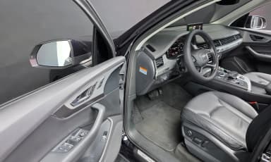 Q7 (4M)