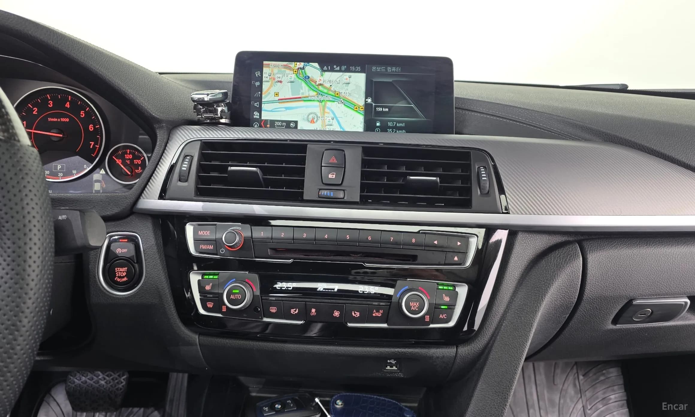 Series 4 (F32)