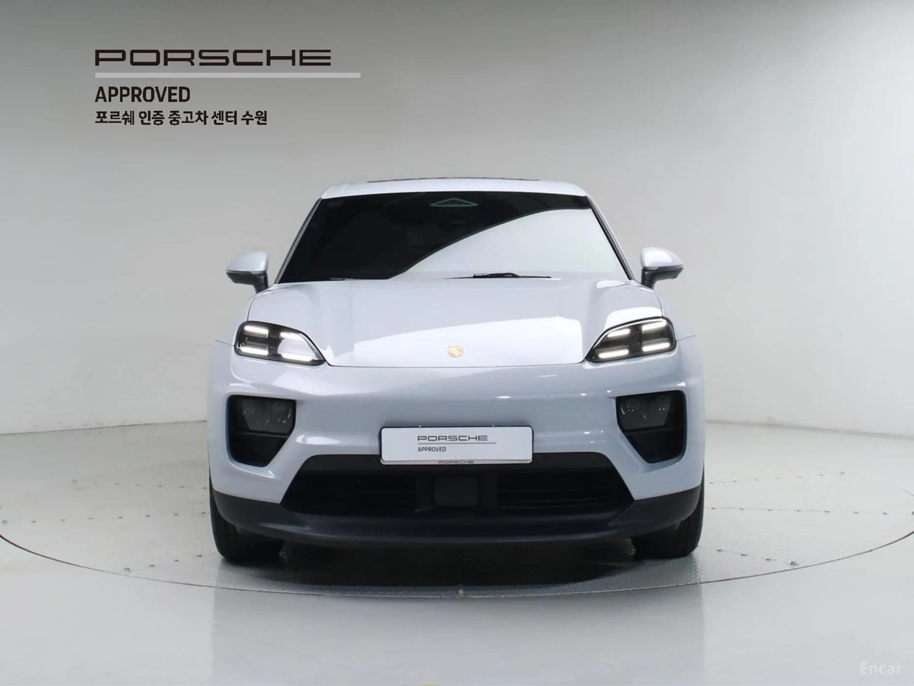 Macan EV