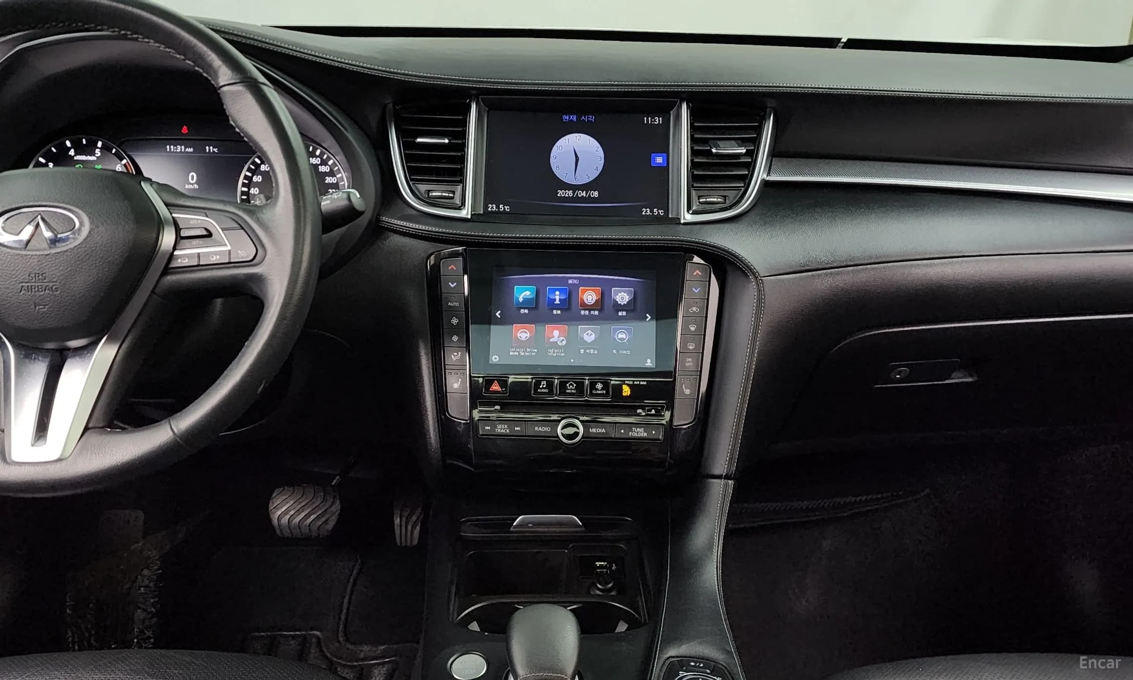 QX50 (P71A)