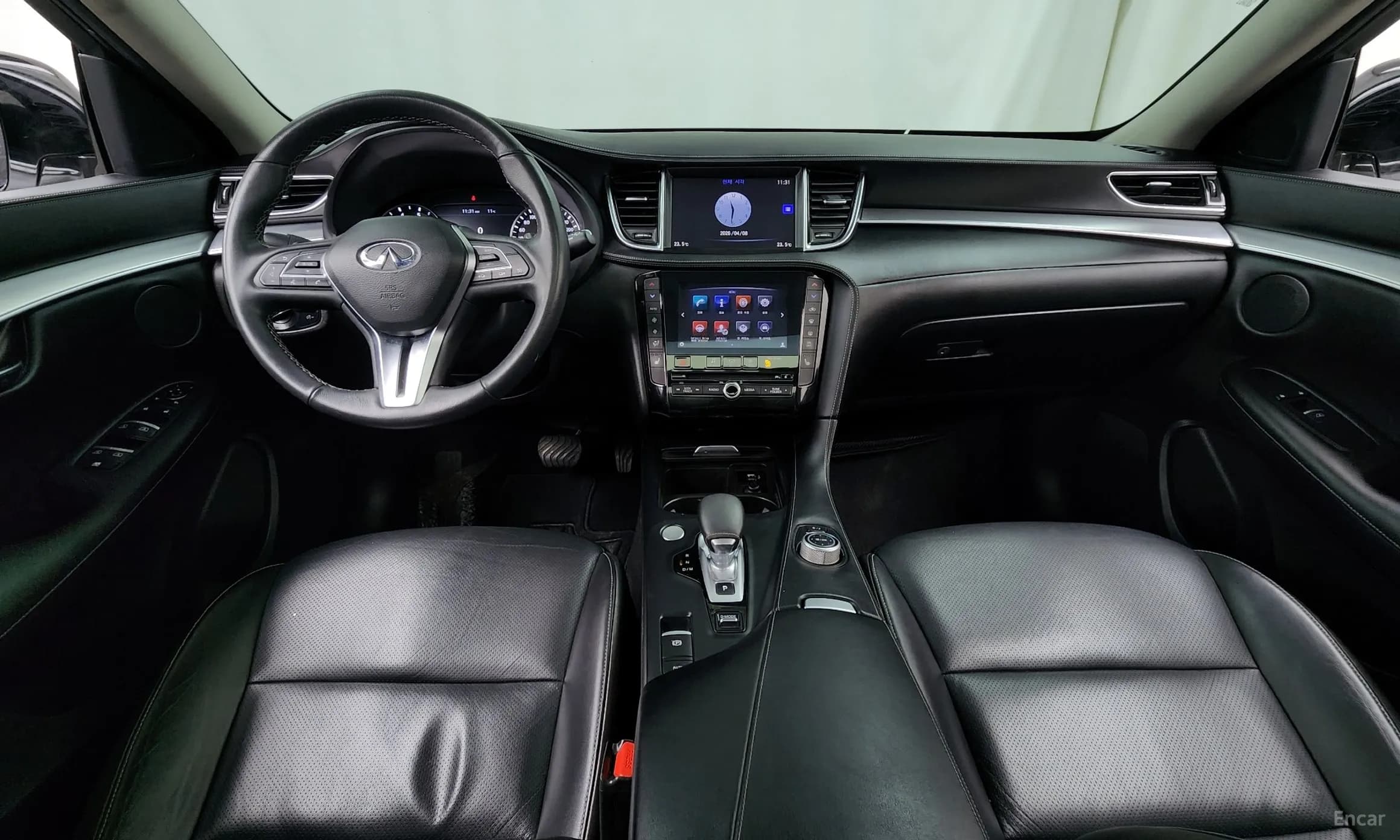QX50 (P71A)
