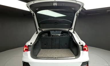 Q3 (F3)