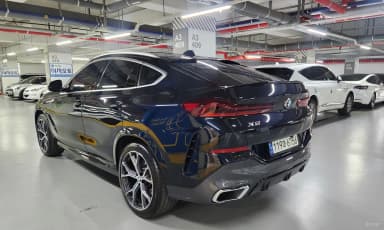 X6 (G06)