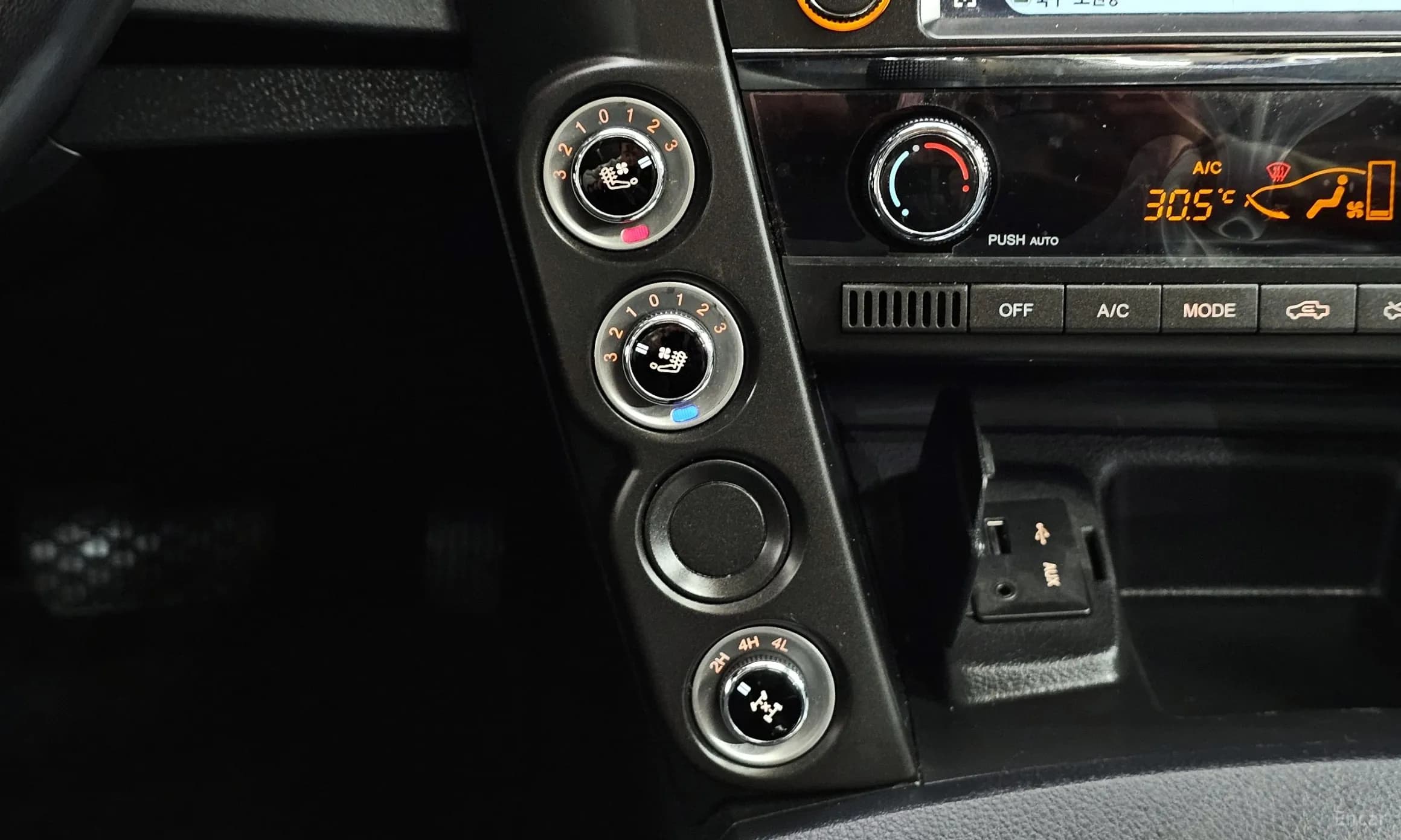 Korando Sports