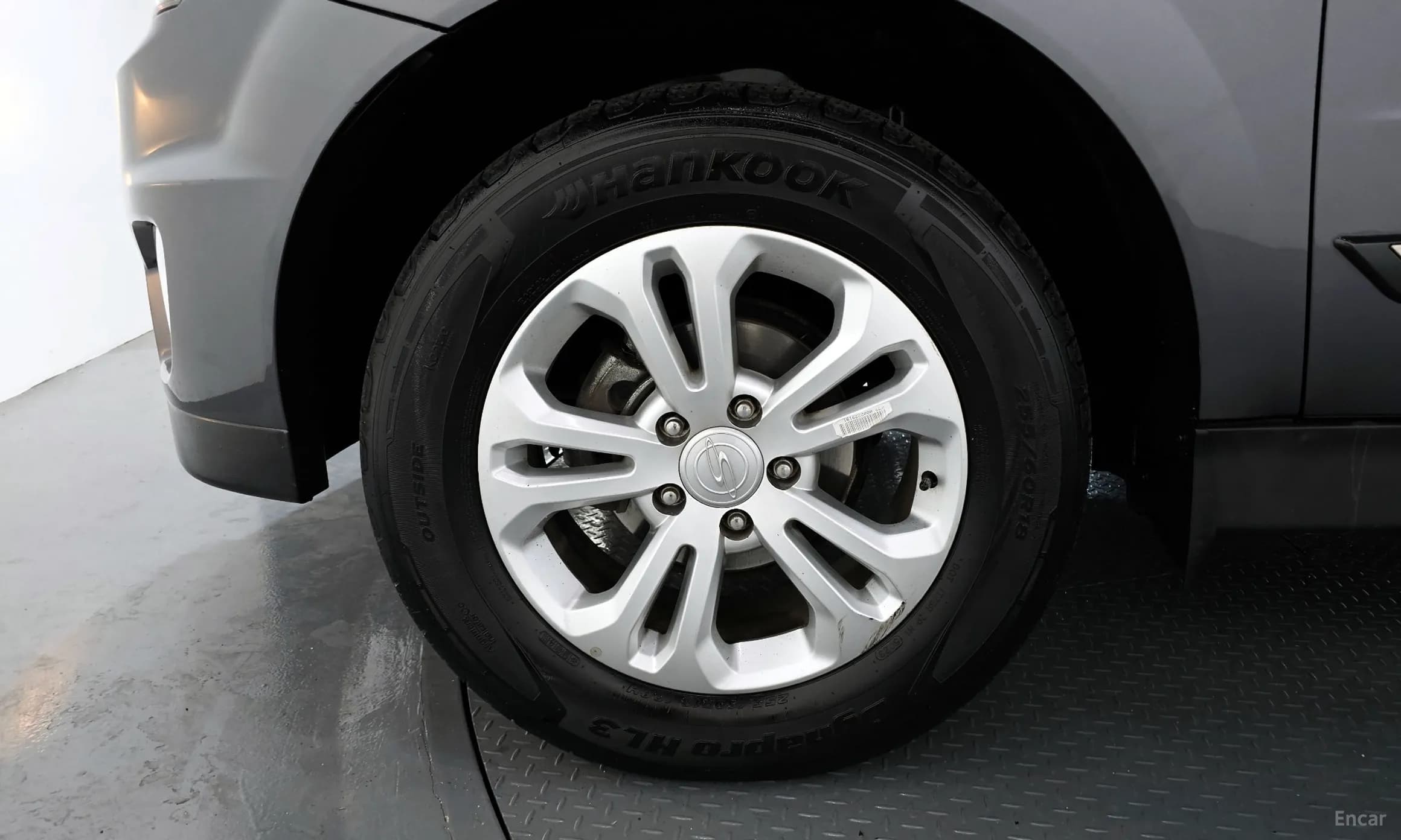 Korando Sports