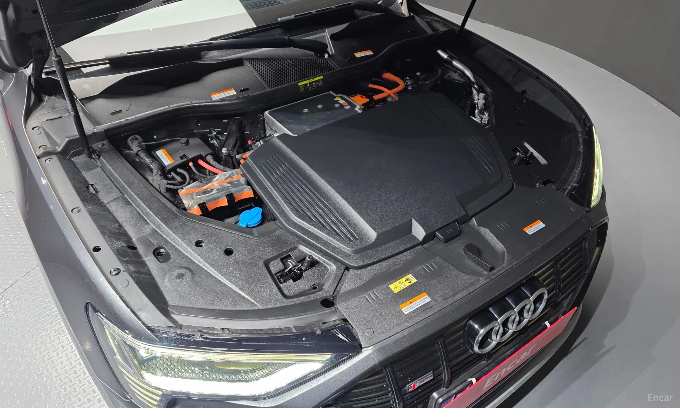 e-tron