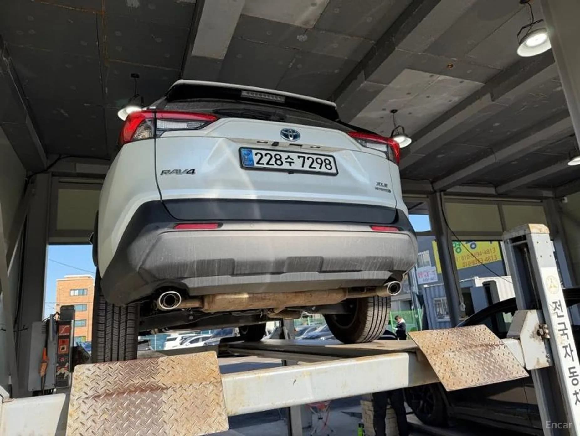 RAV4 5th Generation