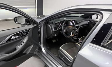 Q30