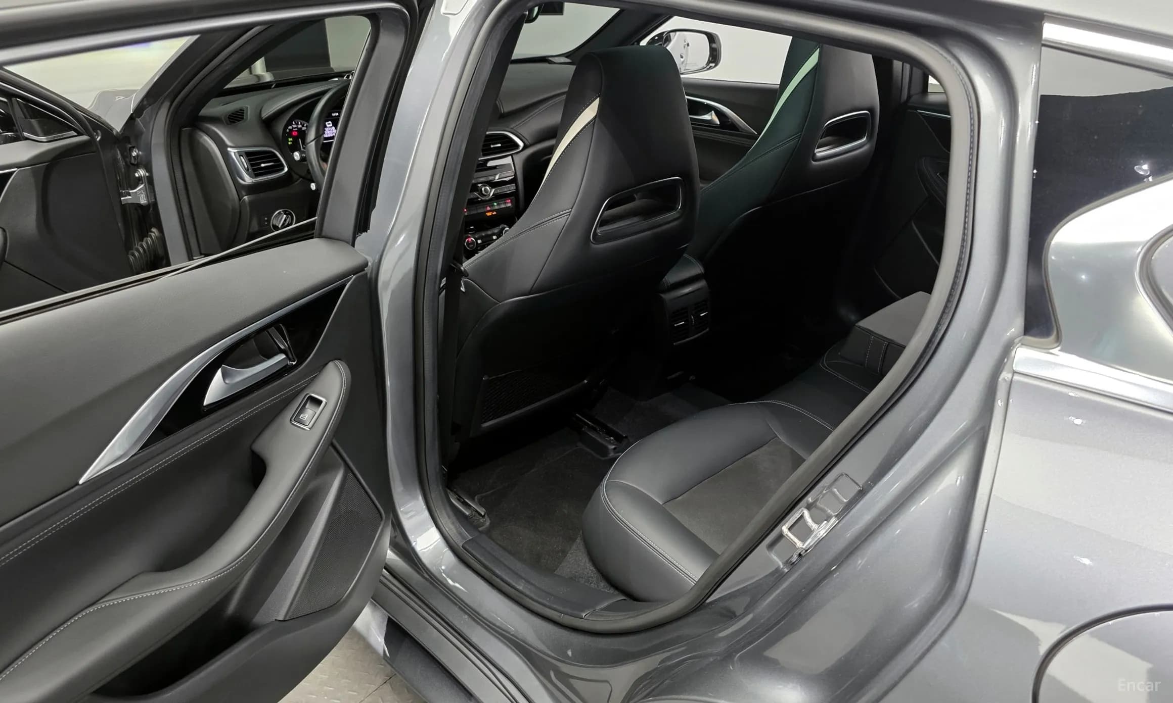 Q30