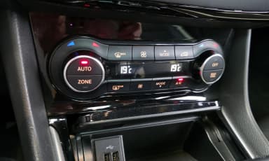 Q30